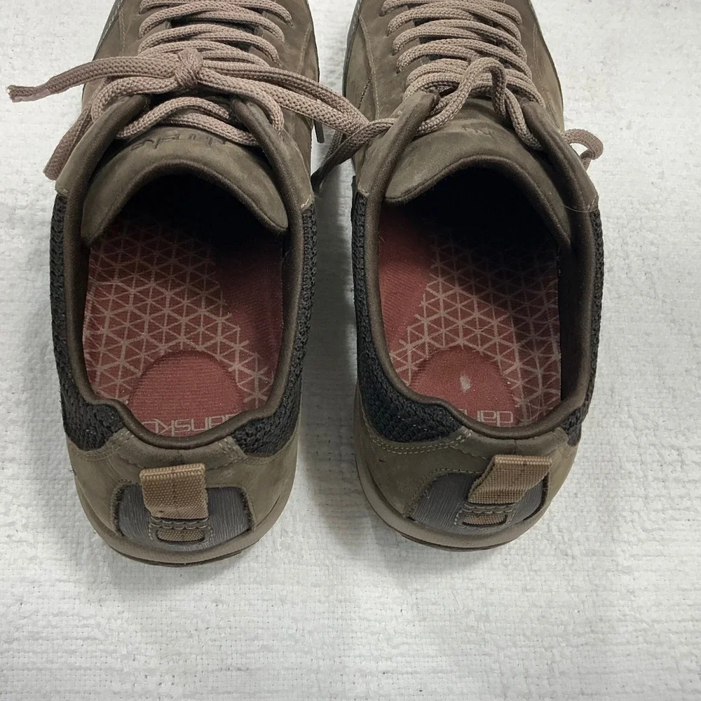Dansko Paisley Walnut Suede Waterproof Walking Shoes Vibram Sole 41 4350457278‎